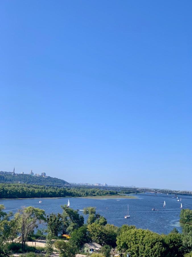 4 Rooms Apartment With A View Of The Dnieper River Kyiv Exterior foto